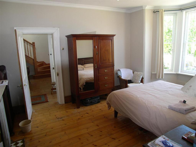 Others 2, Werner Guest Room, City of Cape Town