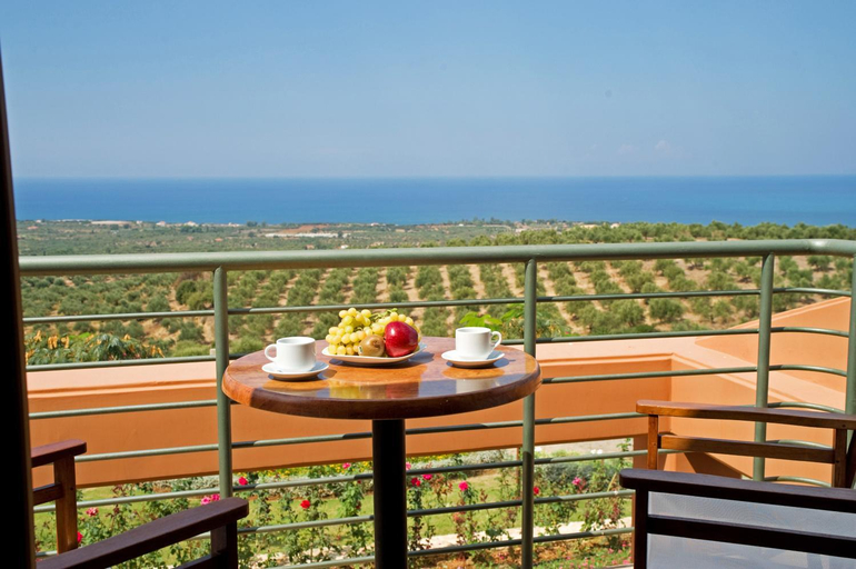 Exterior view 4, Enastron Villas, Peloponnese