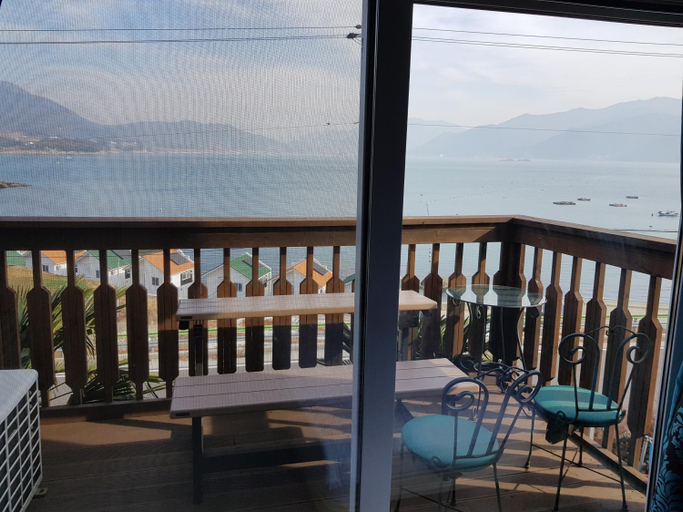 Others 4, Rainbow hill , Namhae