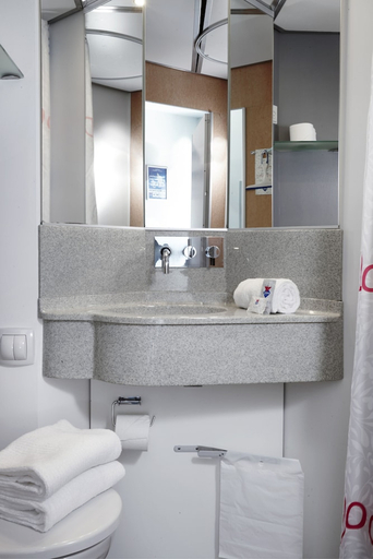 Bathroom 4, Cabinn City, Copenhagen