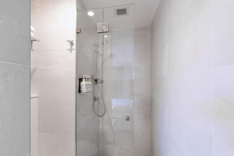 Bathroom 6