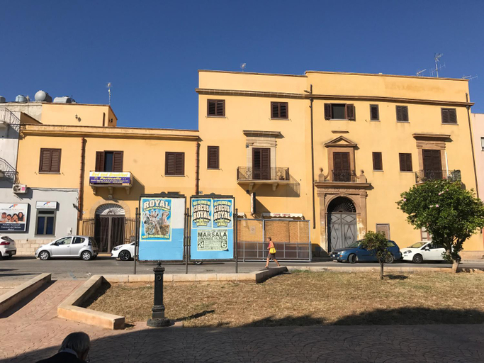 Others 4, B&B Porticella, Trapani