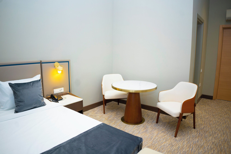 Bedroom 5, Port Marine Hotel, Baku