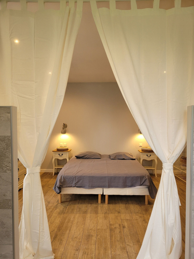 Bedroom 4, Manoir de fenayrol, Lot