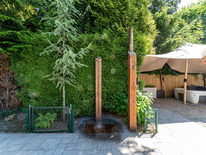 Spa treatment 3, Chalet Kieftveen With hot tub for Four Person, Barneveld
