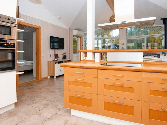 Private kitchen 2, 8 Person Holiday Home in Ebeltoft, Syddjurs