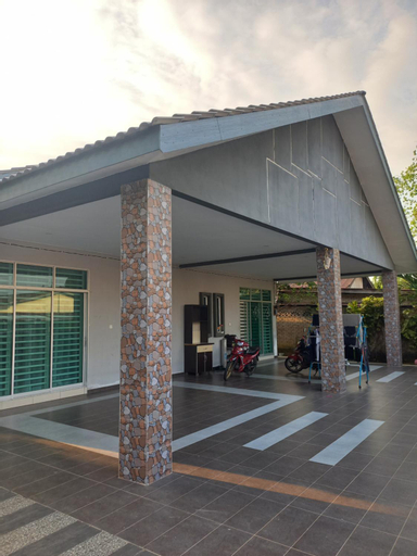 Exterior & Views 1, Yaths homestay, Seberang Perai Utara