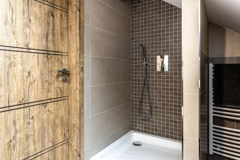 Bathroom 3, PLESSBERG Apartments Plesivec, Karlovy Vary