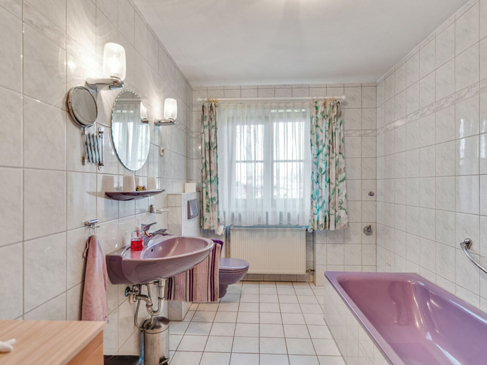 Bathroom 3, Apartment Near Neuschwanstein Castle, Weilheim-Schongau