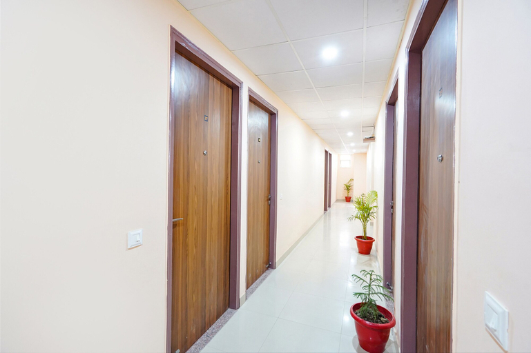 Others 5, Fabexpress Relax Suites, Gautam Buddha Nagar