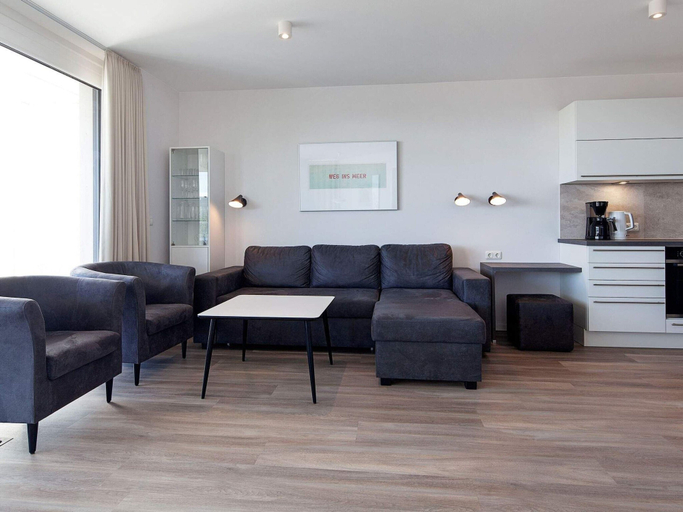 Others 4, 5 Star Holiday Home in Wendtorf, Plön