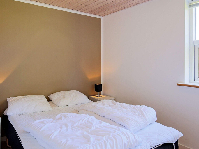 Bedroom 2, 10 Person Holiday Home in Vaeggerlose, Guldborgsund