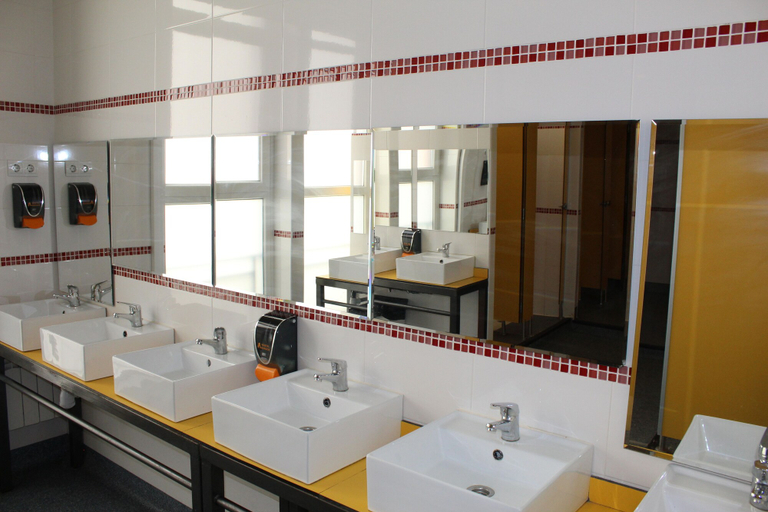 Bathroom 4, Mola Hostel Burgos, Burgos