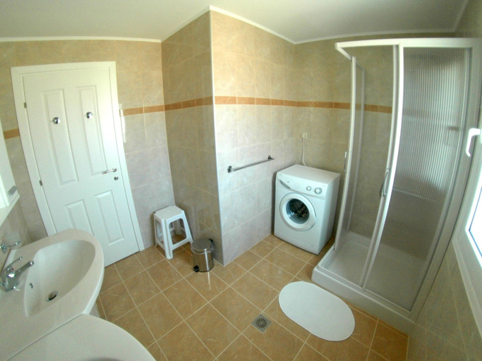 Bathroom 4, Villa in Makry Gialos Near Sandy Beach, Crete