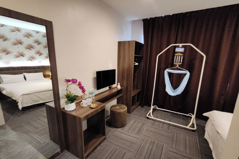 Bedroom 16
