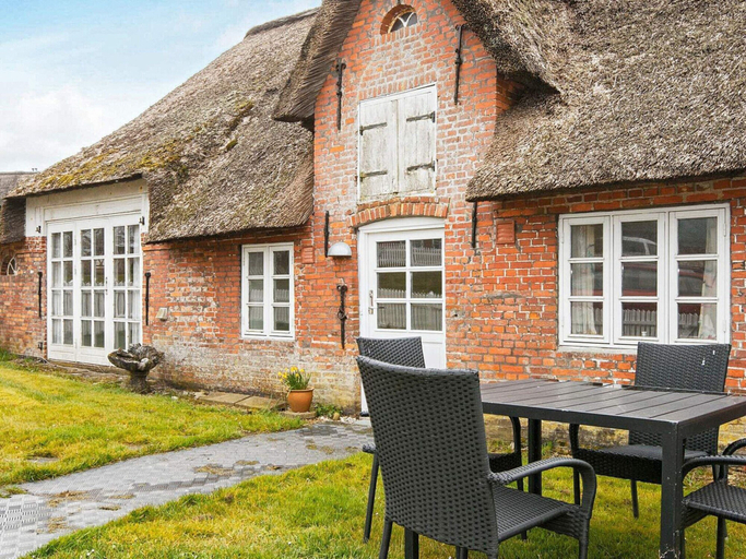 Others 4, 6 Person Holiday Home in Hojer, Tønder