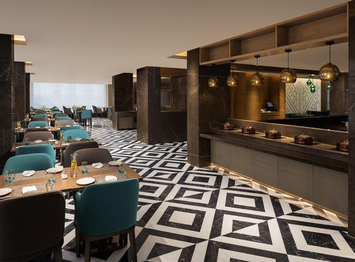 Food & Drinks 5, Fortune Park, East Delhi - Member ITC Hotels' Group, West