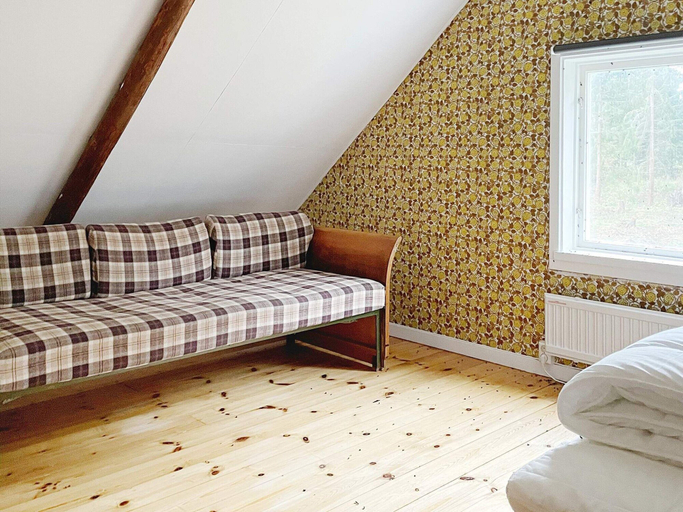 Room 4, 5 Person Holiday Home in Bjorklinge-by Traum, Uppsala