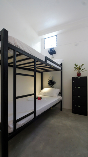 Bedroom 2, Sip Sunset Hostel and Lounge, El Nido