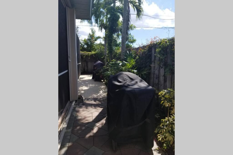 3, Del Mar Villa, Collier