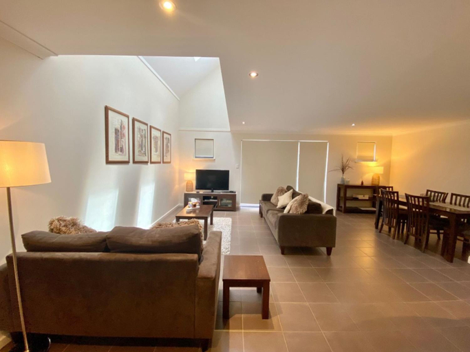 Others, SixtySix at Cape View, Busselton