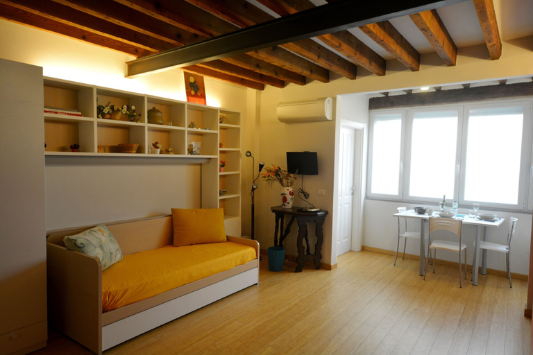 Others 2, Egidio studio apartment 1, Florence
