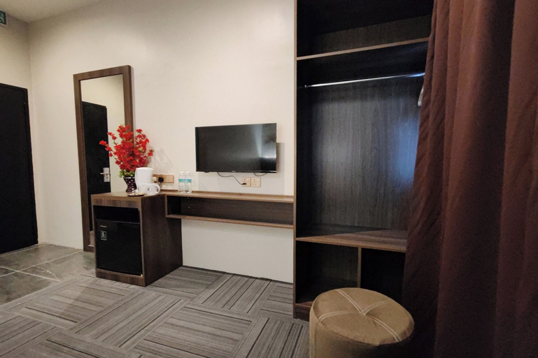 Bedroom 26