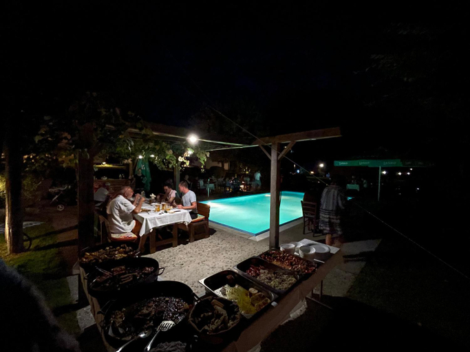 Food & Drinks, Martinova izba - Rooms & Apartments, Laško