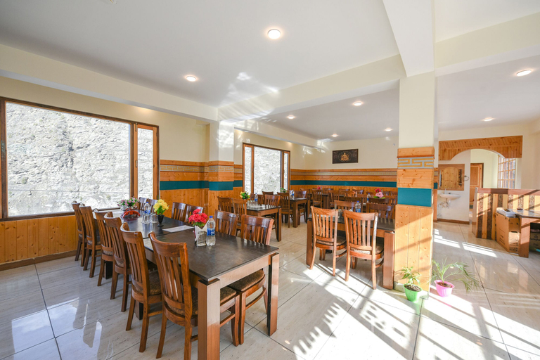Food & Drinks 4, Fabhotel Paradise Guest House, Lahul & Spiti