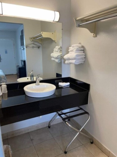 Bathroom 4, Motel 6 Van Horn, TX, Culberson
