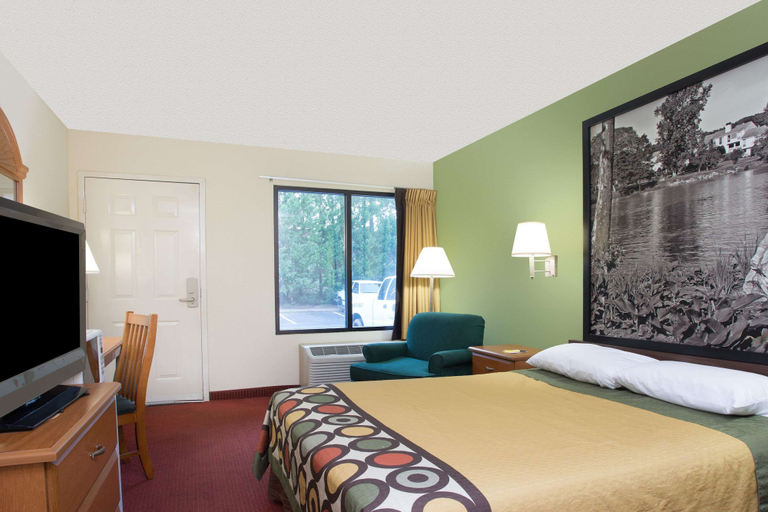 Bedroom 3, Super 8 by Wyndham Lavonia, Franklin