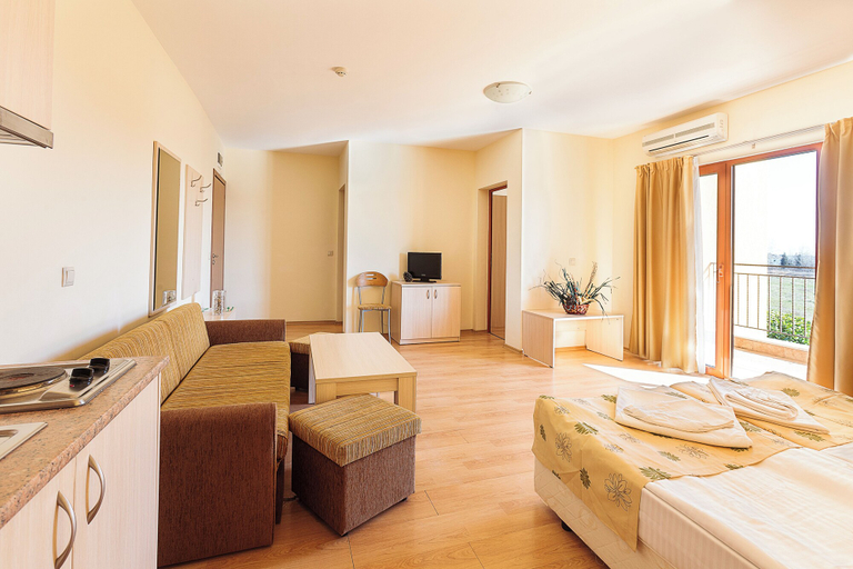 Bedroom 2, Aparthotel Serena Residence, Sozopol