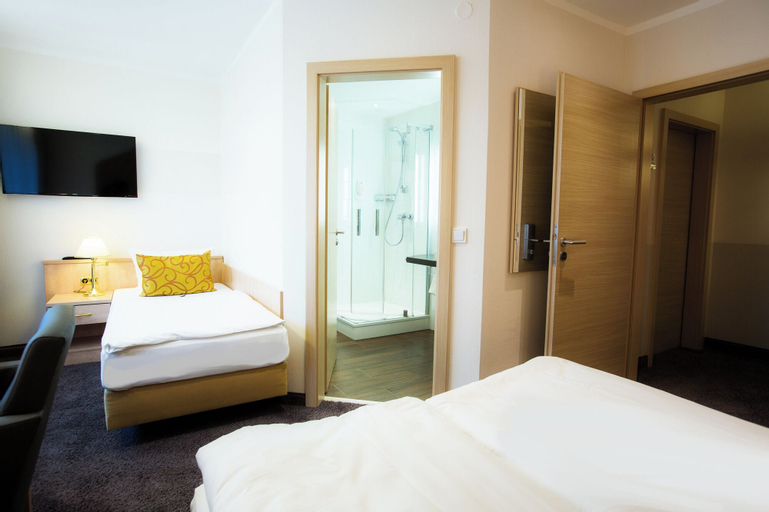 Bedroom 9