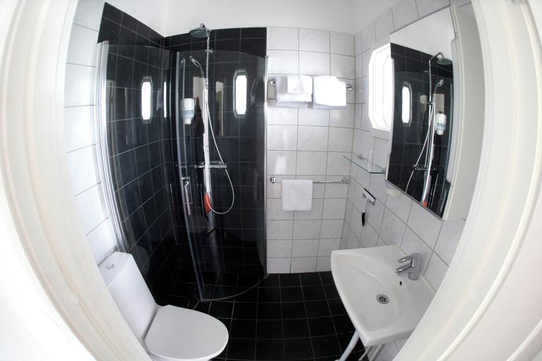 Bathroom 4, Sjögestad Motell, Mjölby