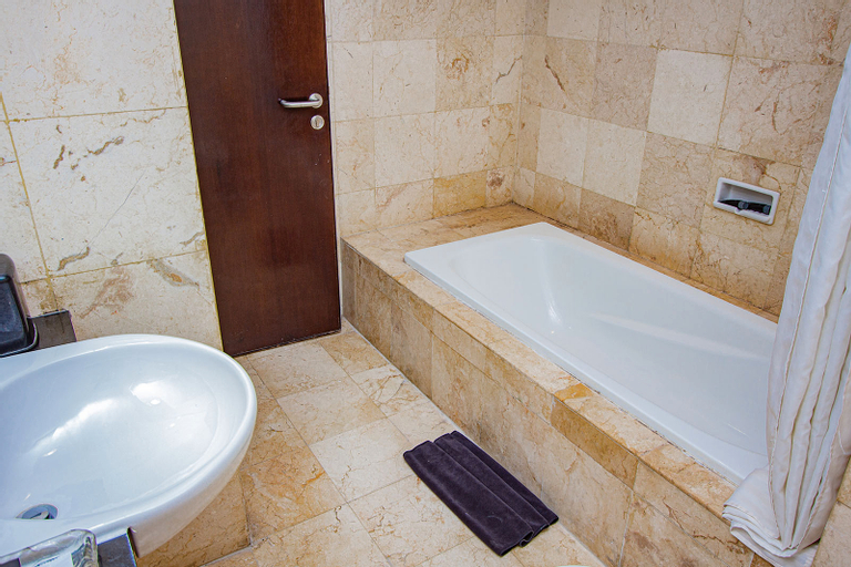 Bathroom 17