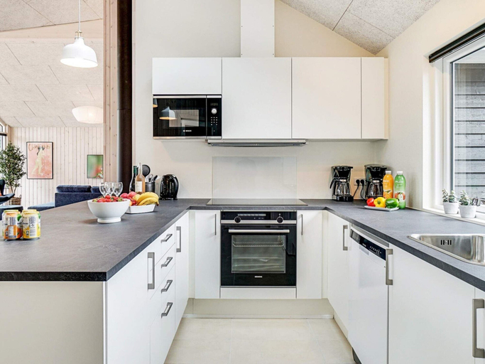 Private kitchen 2, 5 Star Holiday Home in Vejby, Gribskov
