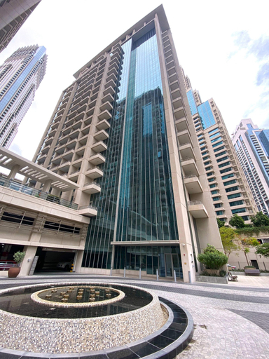 Room 2, Silkhaus Fountains View Prime Downtown Gym Pool, Dubai
