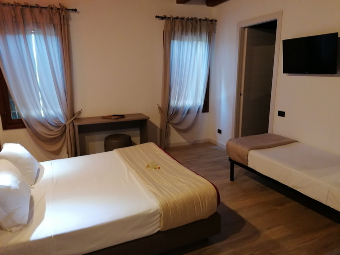 Bedroom 5