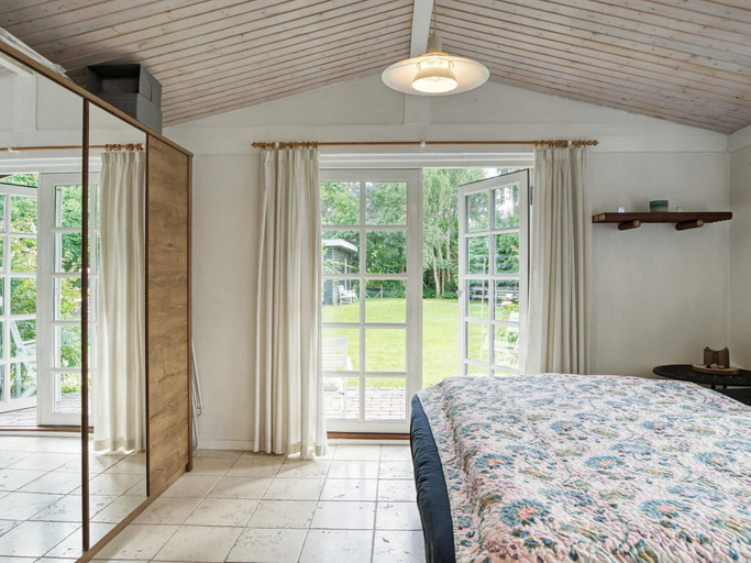 Room 4, 4 Person Holiday Home in Helsinge, Gribskov