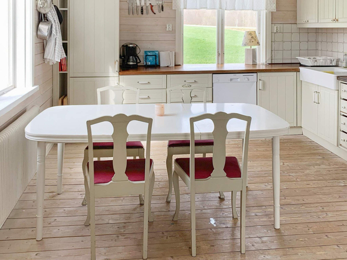 Dining 5, 8 Person Holiday Home in Vetlanda, Vetlanda