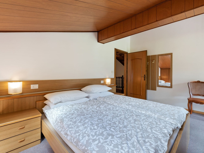 Bedroom 5, Apartment near Center of Predazzo, Trento