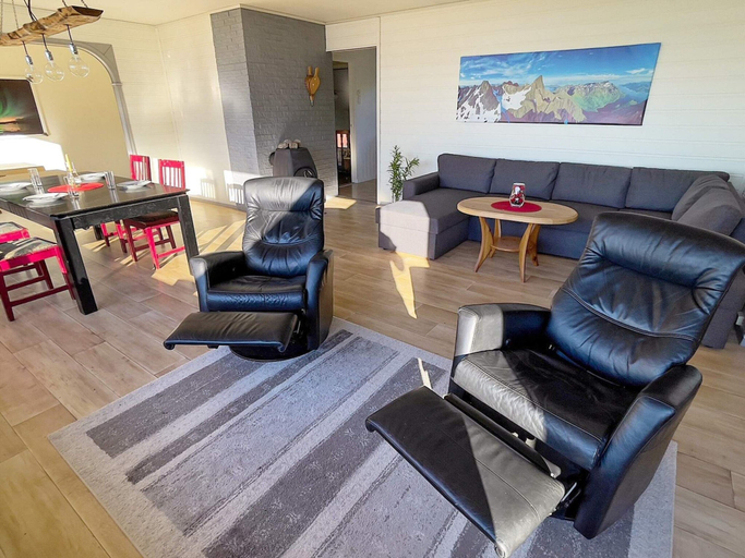 Living area 4, 6 Person Holiday Home in Laupstad, Hadsel