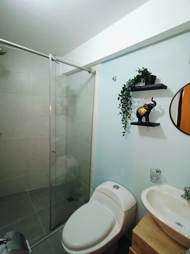 Bathroom 3, AC - House Laureles - Self Checking, Medellín