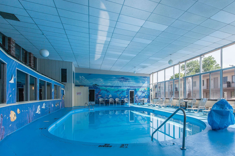 Sport & Beauty 5, Rodeway Inn Sandusky North, Erie