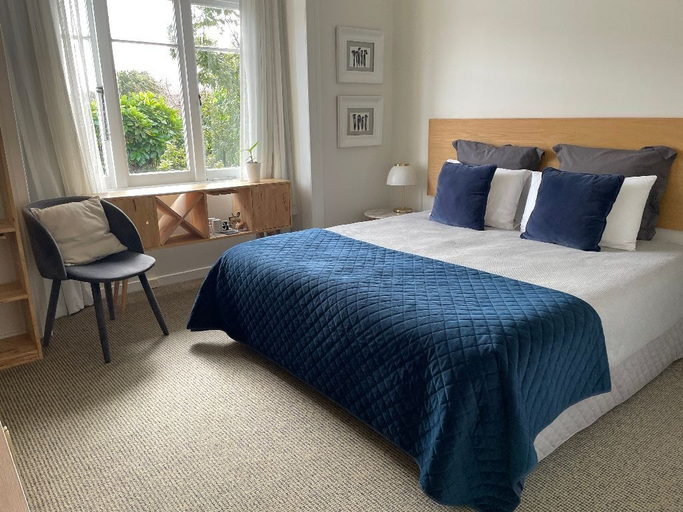 Bedroom 3, Bavaria Boutique Hotel, Waitakere