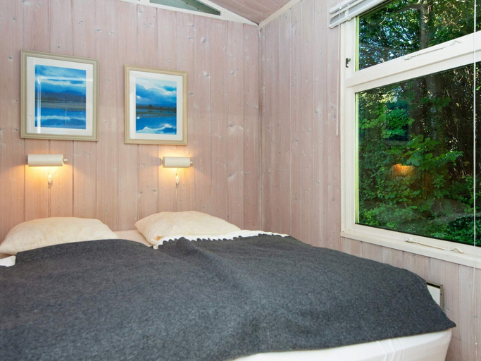 Room 3, 8 Person Holiday Home in Ronde, Syddjurs