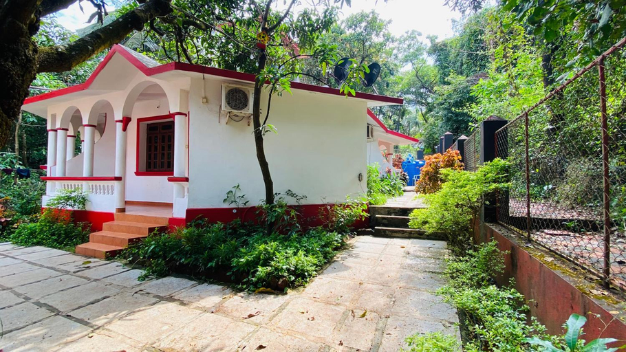 Others 5, Mitra Hostel Vagator, North Goa