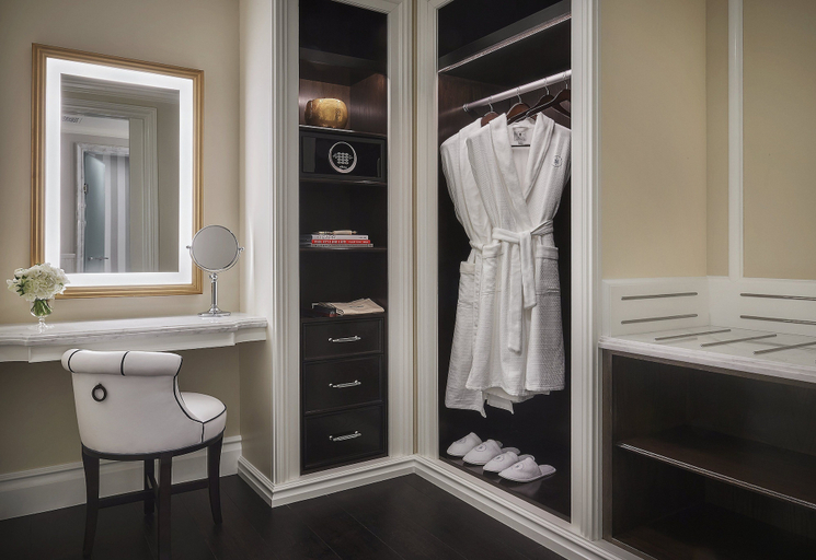 Bathroom 5, Rosewood Miramar Beach, Santa Barbara