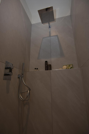 Others 2, Residence Diamante, Treviso