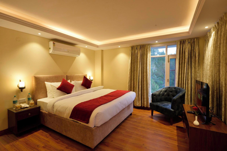 Bedroom 2, Rajgriha Kasauli, Solan